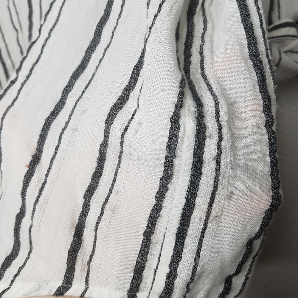 LUCKY BRAND vertical stripe roll sleeve blouse Sm - Picture 6 of 7